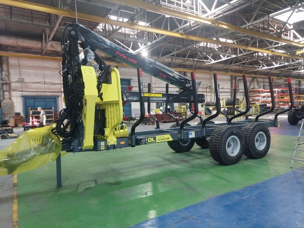 У квітні 2026 року Філією Київобллізинг Національної акціонерної компанії Украгролізинг було передано на умовах фінансового лізингу ТОВ “Лайф деревина” Напівпричіп тракторний DL-10-1-М з маніпулятором Palms 4.71 виробництва ТОВ “Д ЛАЙТ”.